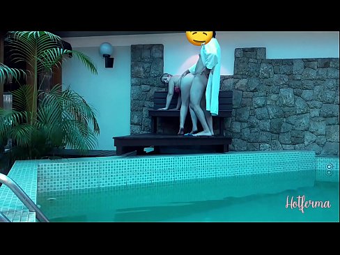 ❤️ Boss ngajak prawan menyang blumbang, nanging ora bisa nolak panas ❤ Porno ing kita  ️❤